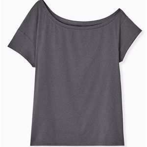 Nwot torrid charcoal grey off shoulder activewear top. Size 1x 14-16